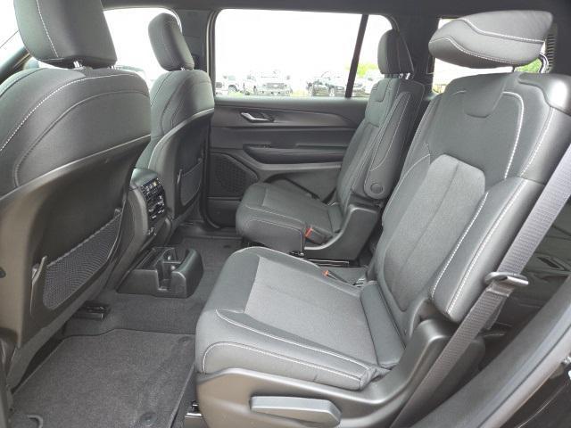 new 2025 Jeep Grand Cherokee L car, priced at $39,420