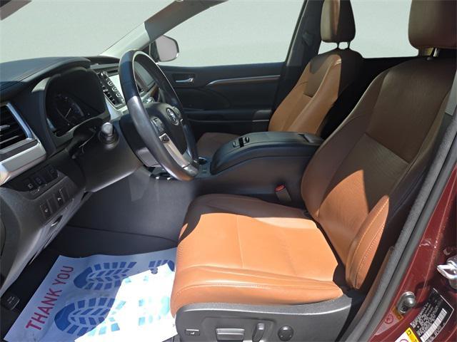 used 2017 Toyota Highlander car, priced at $17,381