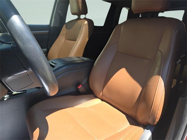 used 2017 Toyota Highlander car, priced at $17,381