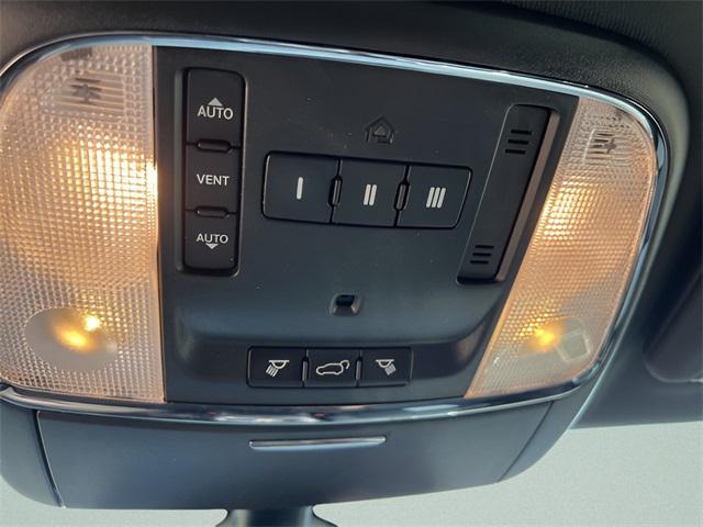 used 2017 Jeep Grand Cherokee car, priced at $14,757