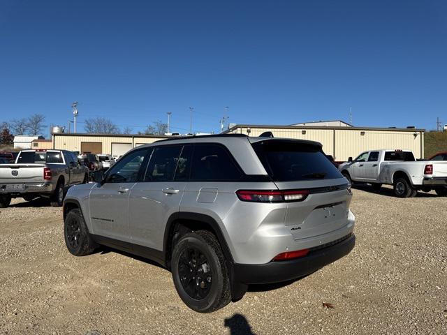 new 2025 Jeep Grand Cherokee car, priced at $41,950