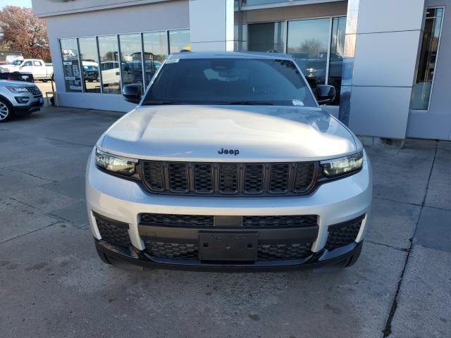 new 2025 Jeep Grand Cherokee L car, priced at $47,670