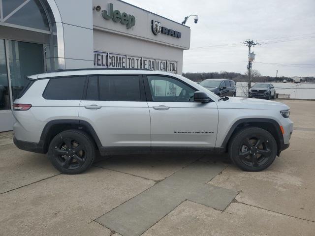 new 2025 Jeep Grand Cherokee L car, priced at $42,670