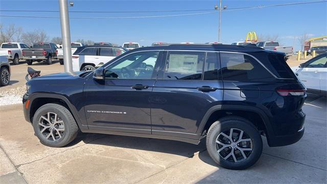 new 2024 Jeep Grand Cherokee car, priced at $39,810