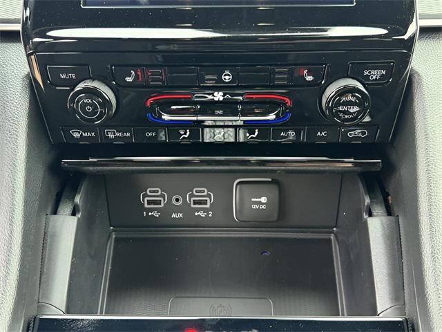 new 2025 Jeep Grand Cherokee car, priced at $33,840