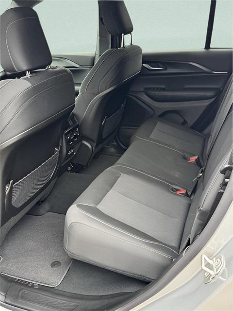 new 2025 Jeep Grand Cherokee car, priced at $33,840