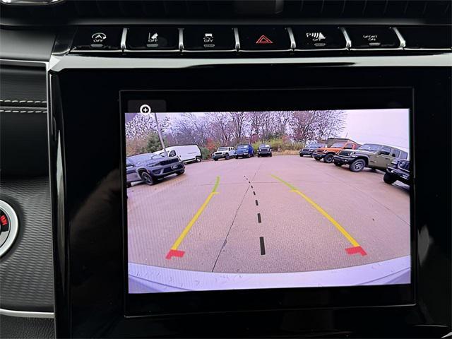 new 2025 Jeep Grand Cherokee car, priced at $33,840