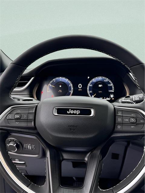 new 2025 Jeep Grand Cherokee car, priced at $33,840