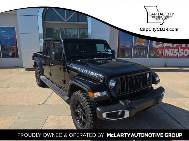 new 2025 Jeep Gladiator car, priced at $41,435