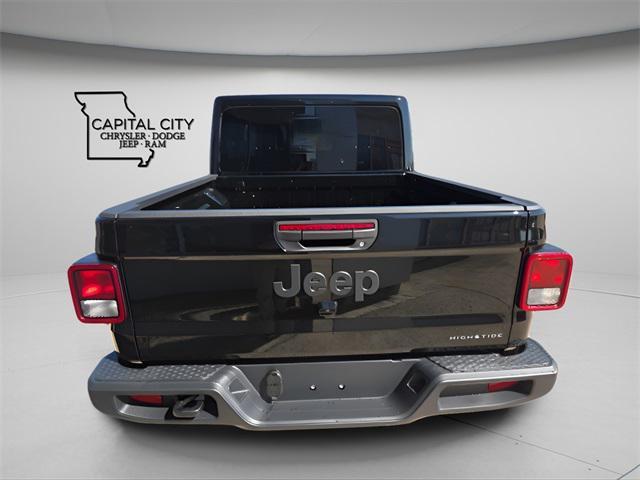 new 2025 Jeep Gladiator car, priced at $41,435