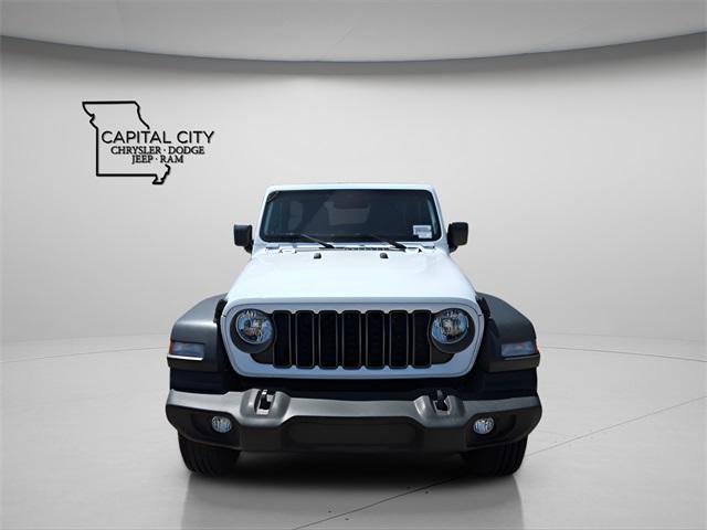 new 2025 Jeep Wrangler car, priced at $39,080