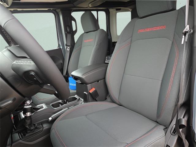 new 2025 Jeep Wrangler car, priced at $52,890