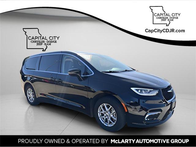 used 2024 Chrysler Pacifica car, priced at $28,073
