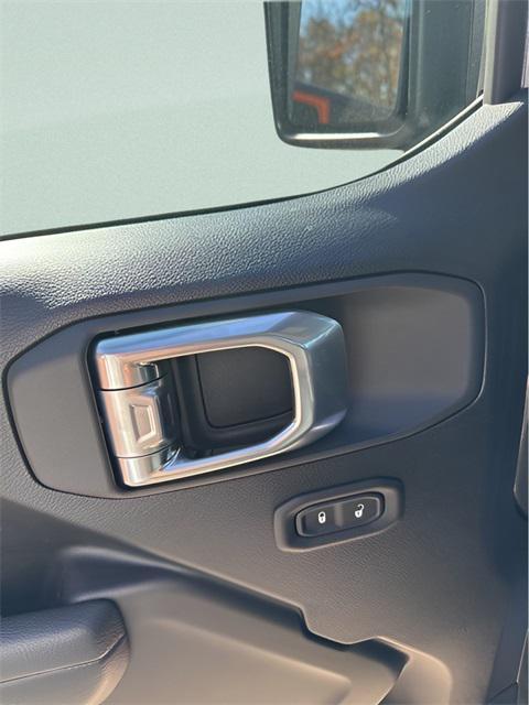 new 2026 Jeep Wrangler car, priced at $38,475