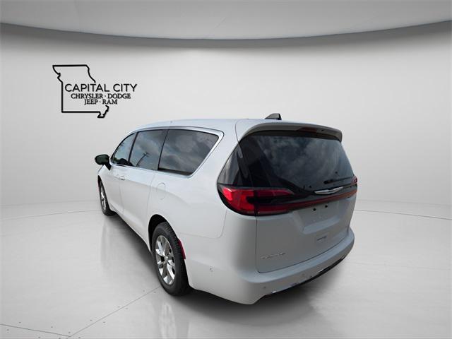 new 2025 Chrysler Pacifica car, priced at $41,720