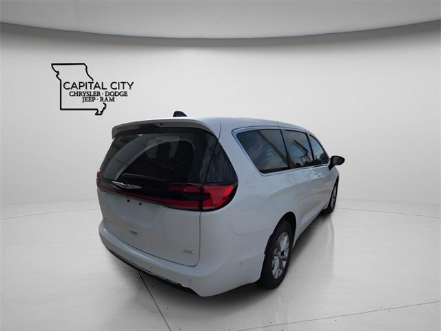 new 2025 Chrysler Pacifica car, priced at $41,720