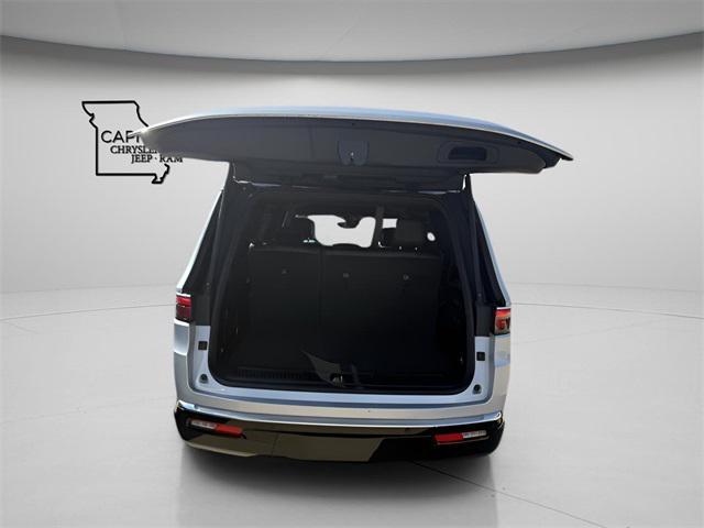 used 2022 Jeep Wagoneer car, priced at $36,499