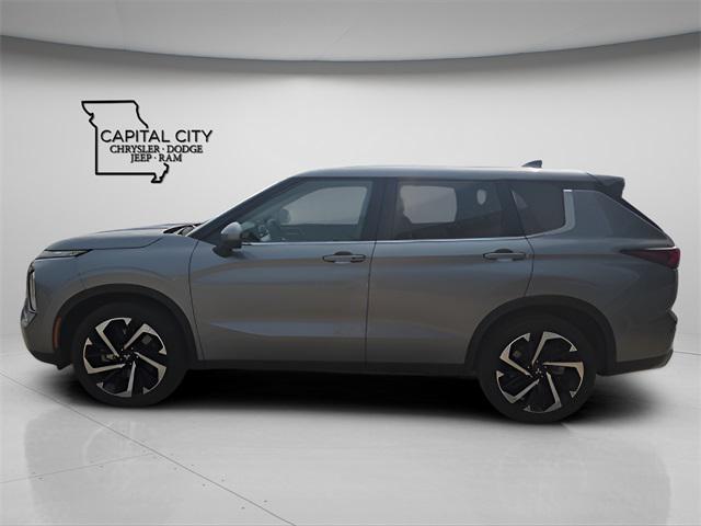 used 2023 Mitsubishi Outlander car, priced at $23,019