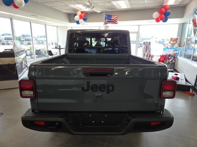 new 2025 Jeep Gladiator car, priced at $41,435