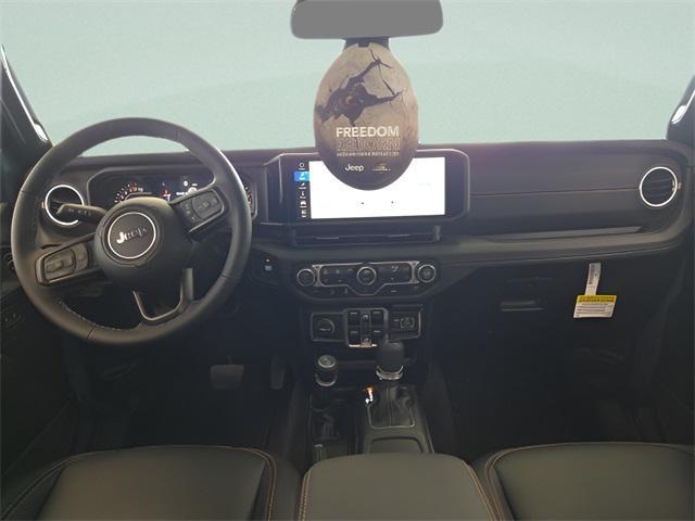 new 2025 Jeep Gladiator car, priced at $40,250