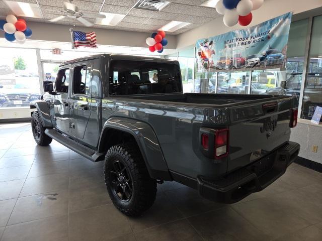 new 2025 Jeep Gladiator car, priced at $41,435