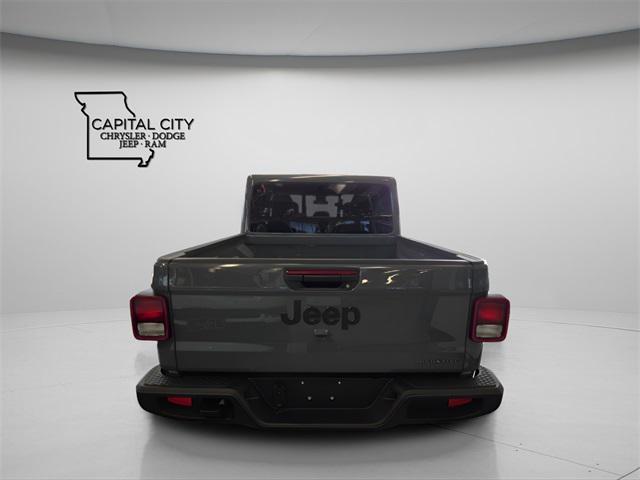 new 2025 Jeep Gladiator car, priced at $40,250