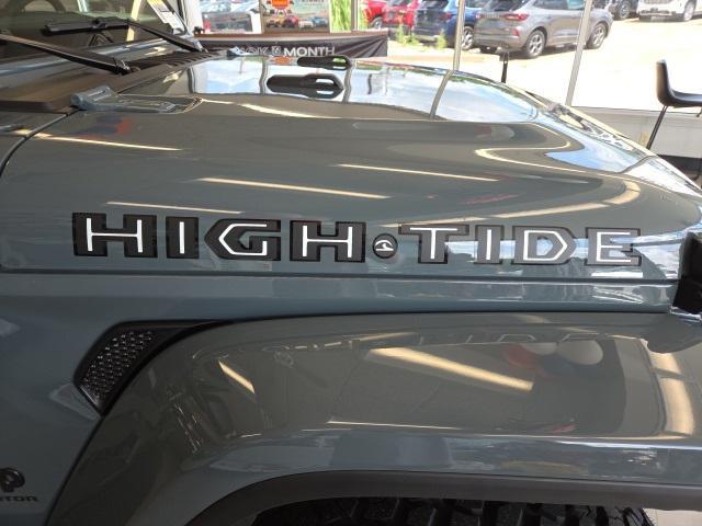 new 2025 Jeep Gladiator car, priced at $41,435