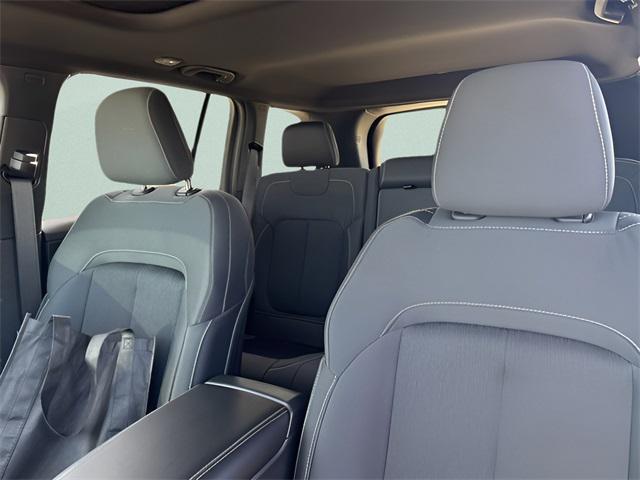 new 2025 Jeep Grand Cherokee car, priced at $37,840