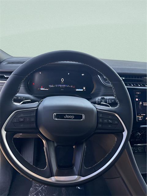 new 2025 Jeep Grand Cherokee car, priced at $37,840