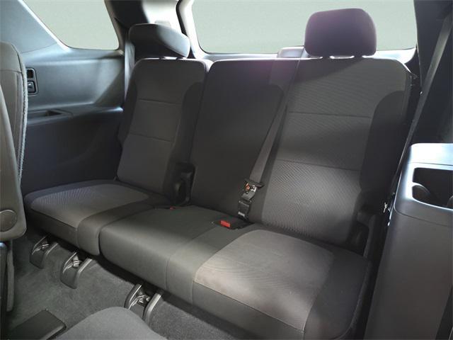 used 2023 Chevrolet Traverse car, priced at $25,136