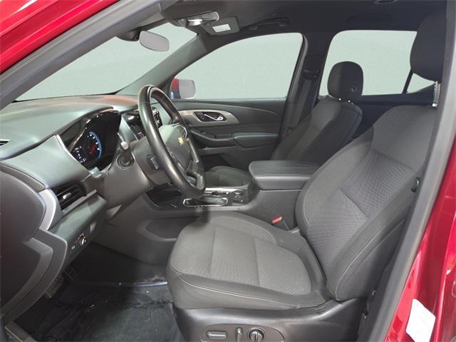 used 2023 Chevrolet Traverse car, priced at $25,136