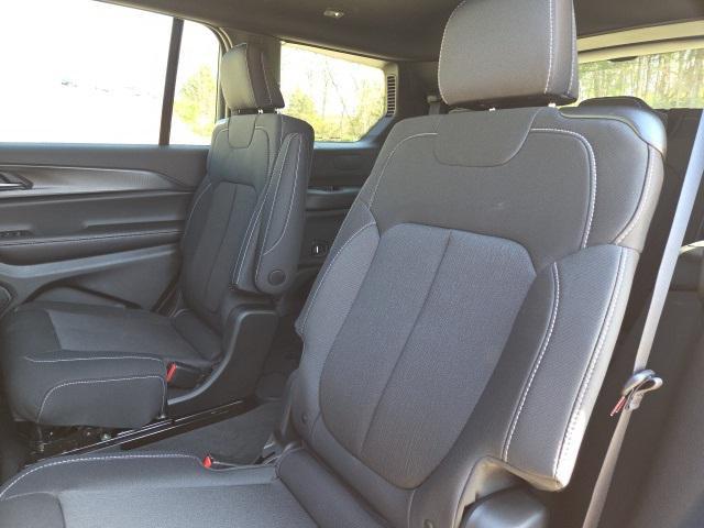 new 2025 Jeep Grand Cherokee L car, priced at $37,425