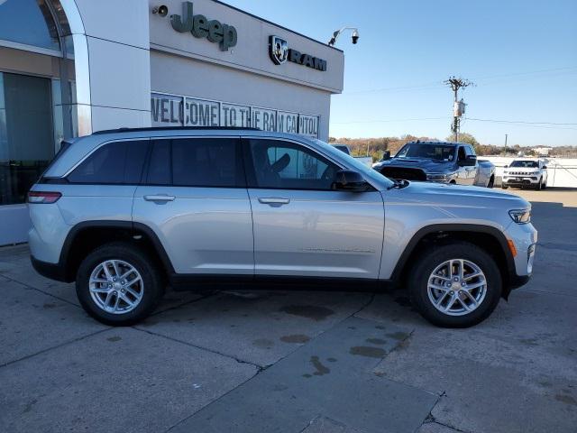 new 2024 Jeep Grand Cherokee car, priced at $36,465