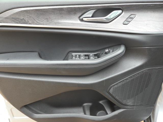 used 2024 Jeep Grand Cherokee L car, priced at $41,591