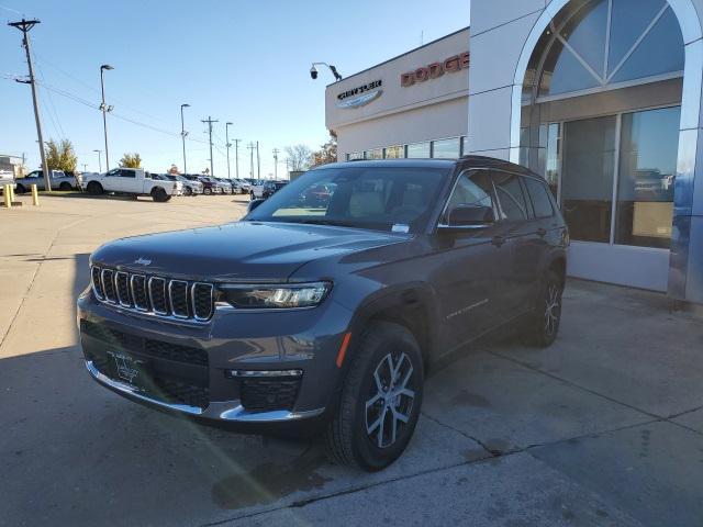 new 2024 Jeep Grand Cherokee L car, priced at $44,830