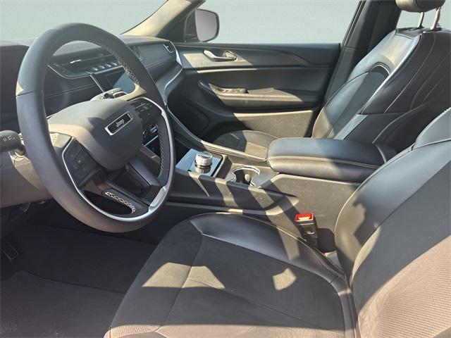 used 2024 Jeep Grand Cherokee car, priced at $27,107