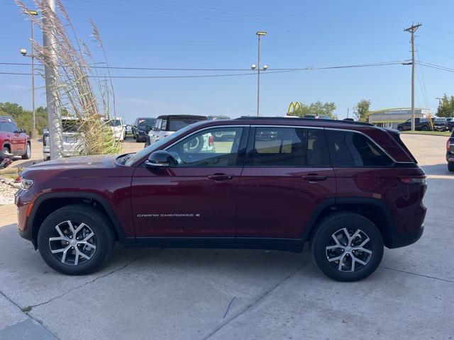 new 2025 Jeep Grand Cherokee car, priced at $44,805