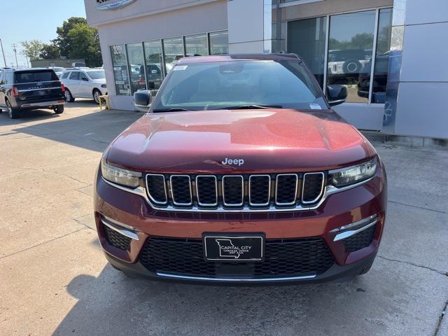 new 2025 Jeep Grand Cherokee car, priced at $44,805