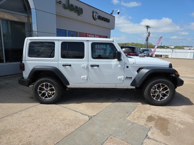 new 2025 Jeep Wrangler car, priced at $47,704