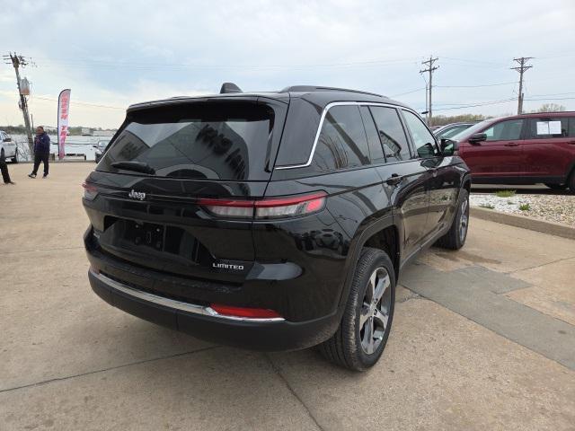 new 2025 Jeep Grand Cherokee car, priced at $45,266