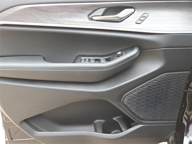 new 2025 Jeep Grand Cherokee car, priced at $43,635