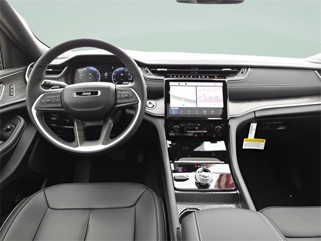 new 2025 Jeep Grand Cherokee car, priced at $43,635