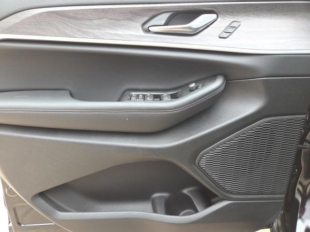 new 2025 Jeep Grand Cherokee car, priced at $45,266