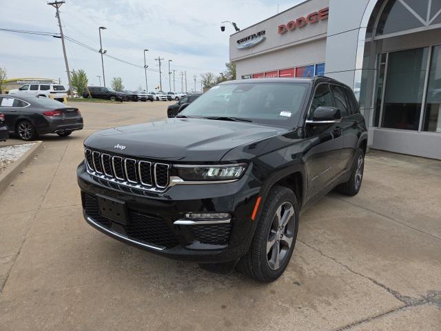 new 2025 Jeep Grand Cherokee car, priced at $45,266