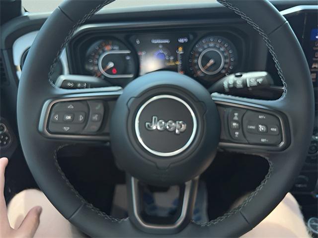new 2025 Jeep Wrangler car, priced at $42,500