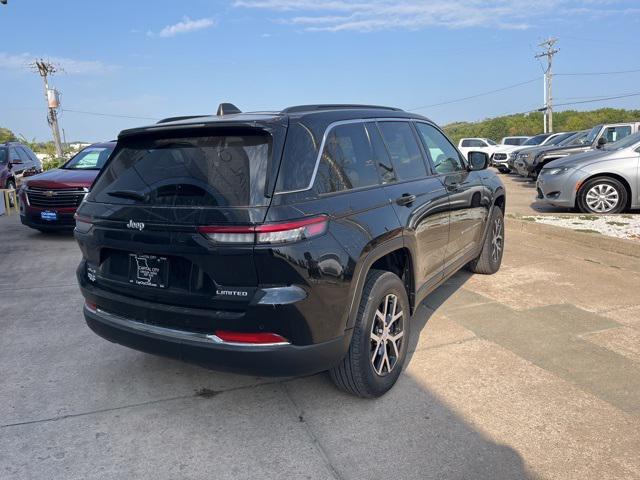 new 2025 Jeep Grand Cherokee car, priced at $45,305