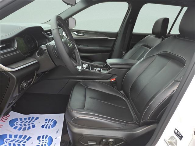 used 2024 Jeep Grand Cherokee car, priced at $38,021