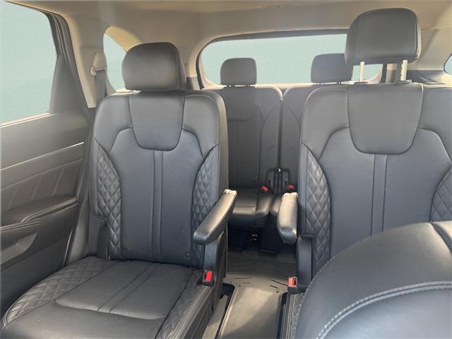 used 2023 Kia Sorento car, priced at $29,839