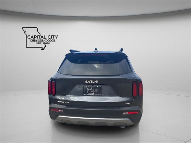 used 2023 Kia Sorento car, priced at $29,839