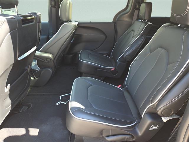 new 2025 Chrysler Pacifica car, priced at $44,115